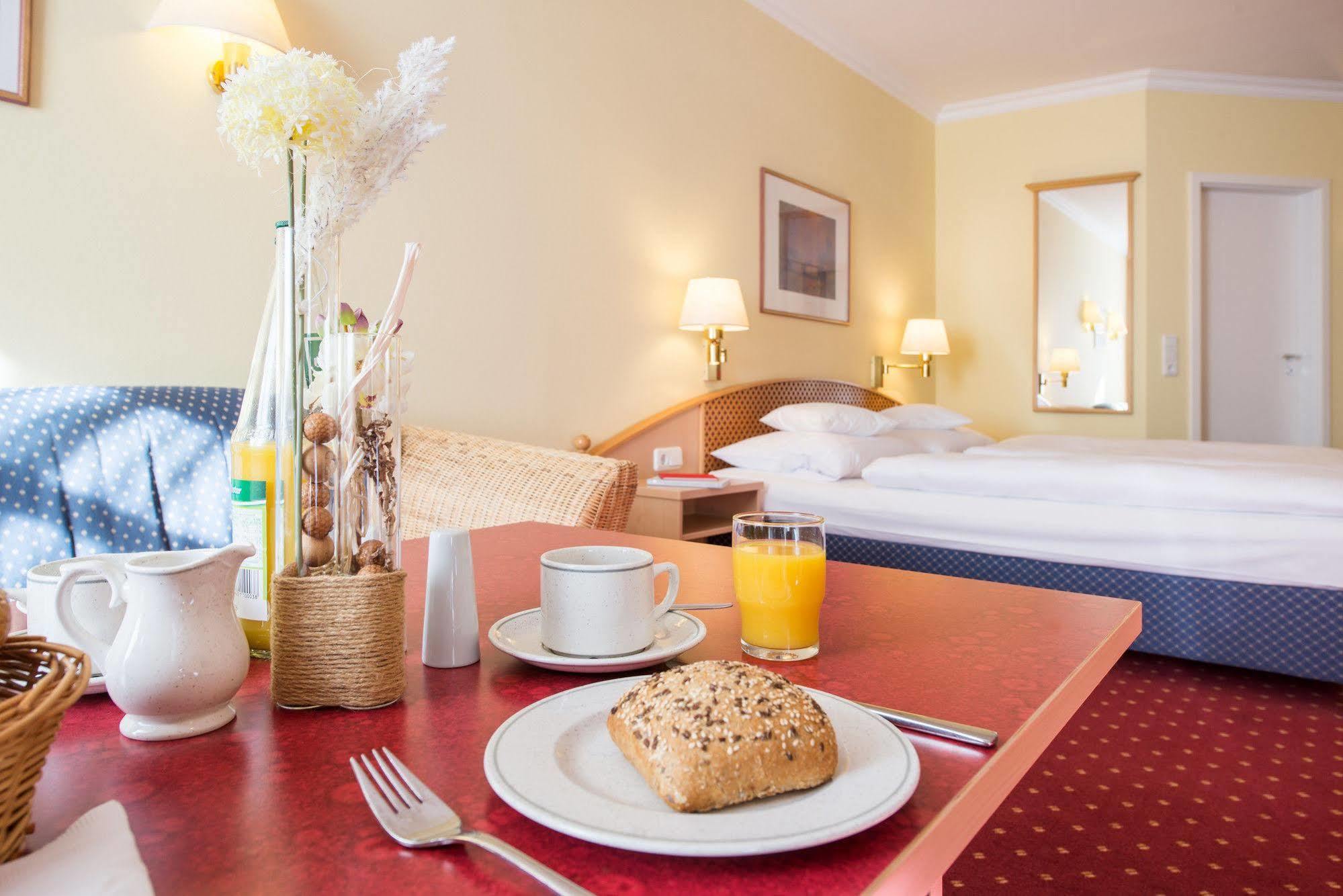 Aparthotel Kuehlungsborn, Villa Am Konzertgarten Dış mekan fotoğraf