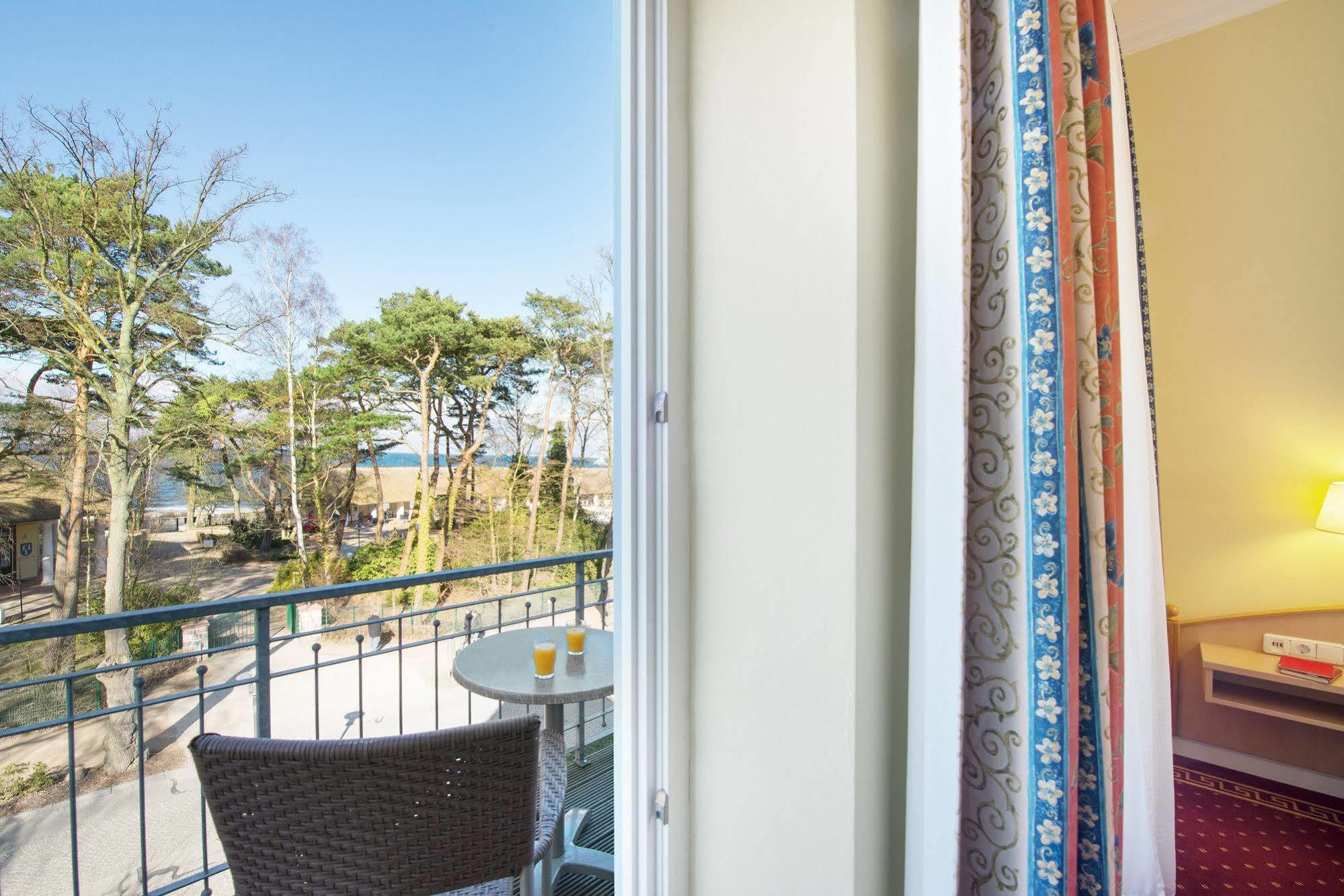 Aparthotel Kuehlungsborn, Villa Am Konzertgarten Dış mekan fotoğraf