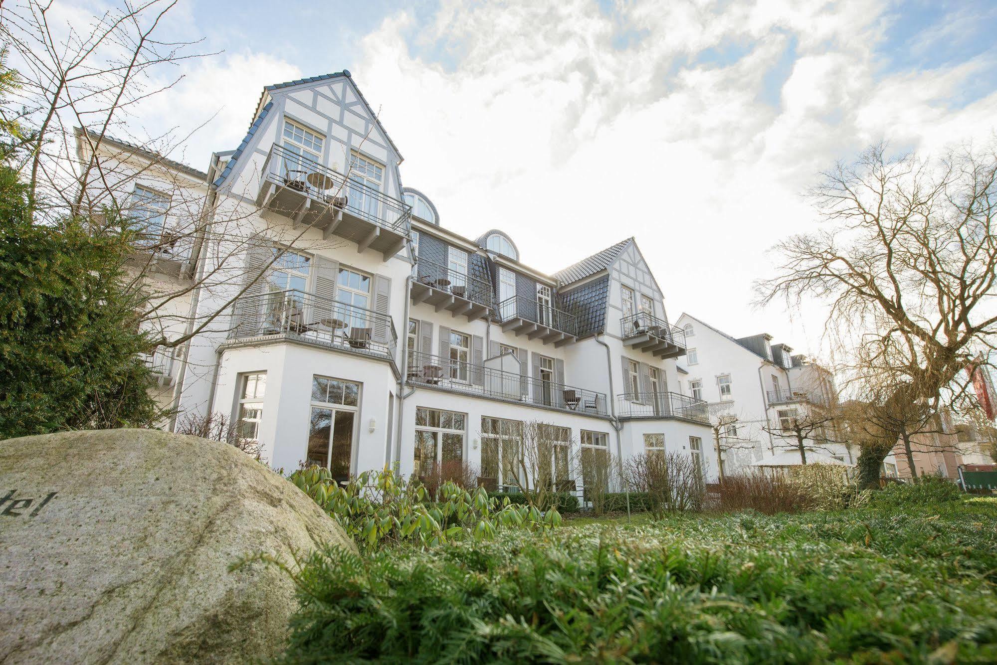 Aparthotel Kuehlungsborn, Villa Am Konzertgarten Dış mekan fotoğraf